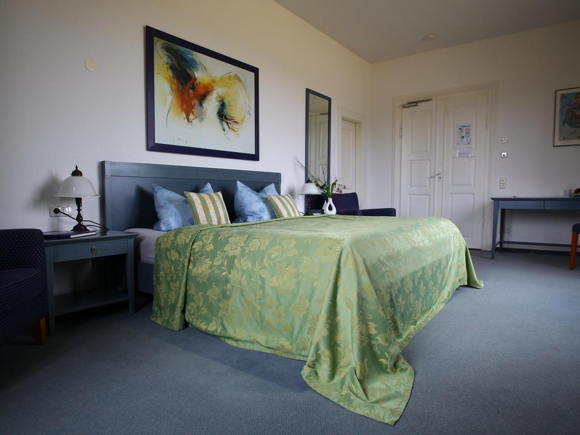 Hotel & Restaurant Schloss Weissenburg Uhlstädt 외부 사진