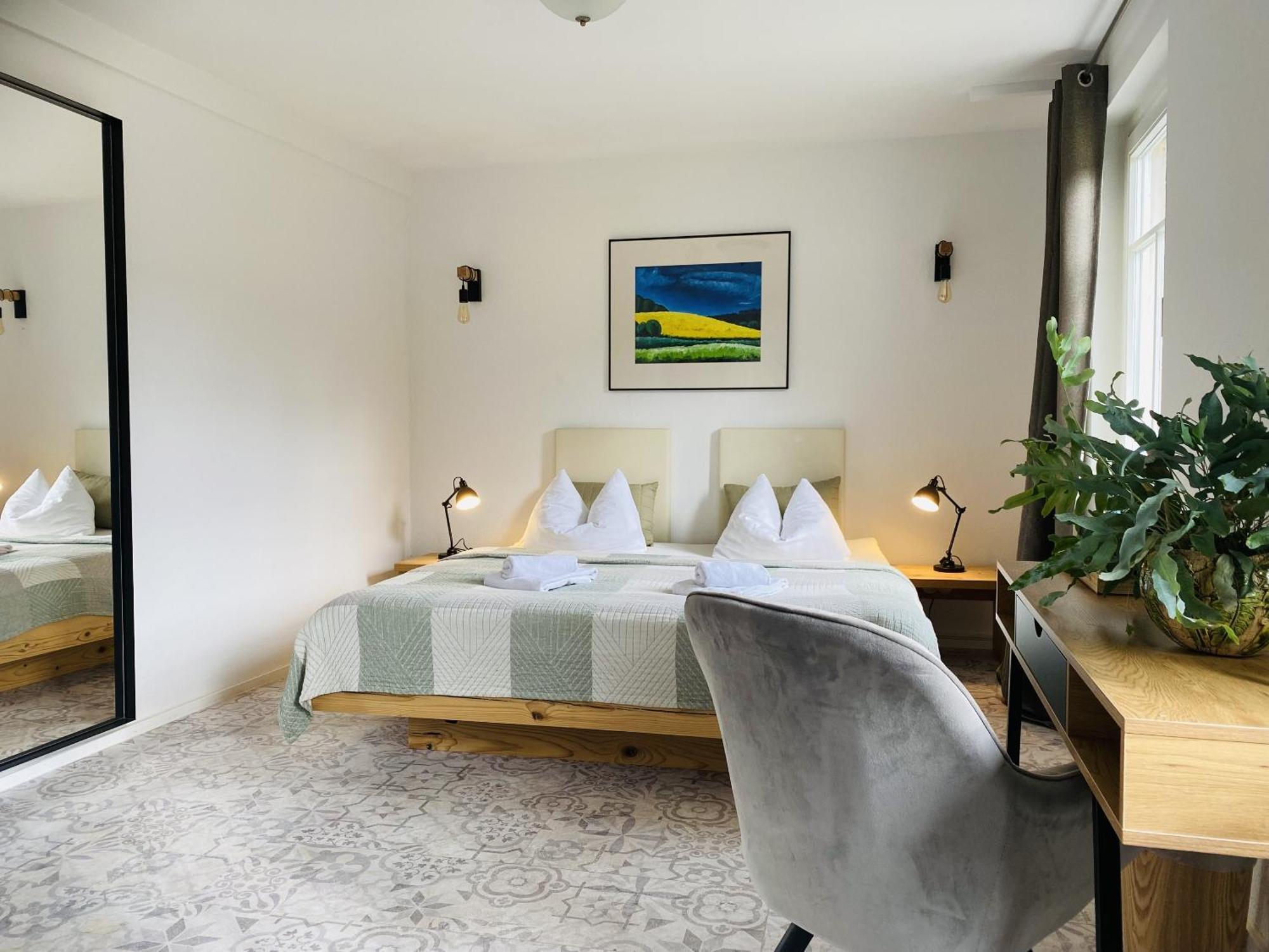 Hotel & Restaurant Schloss Weissenburg Uhlstädt 객실 사진