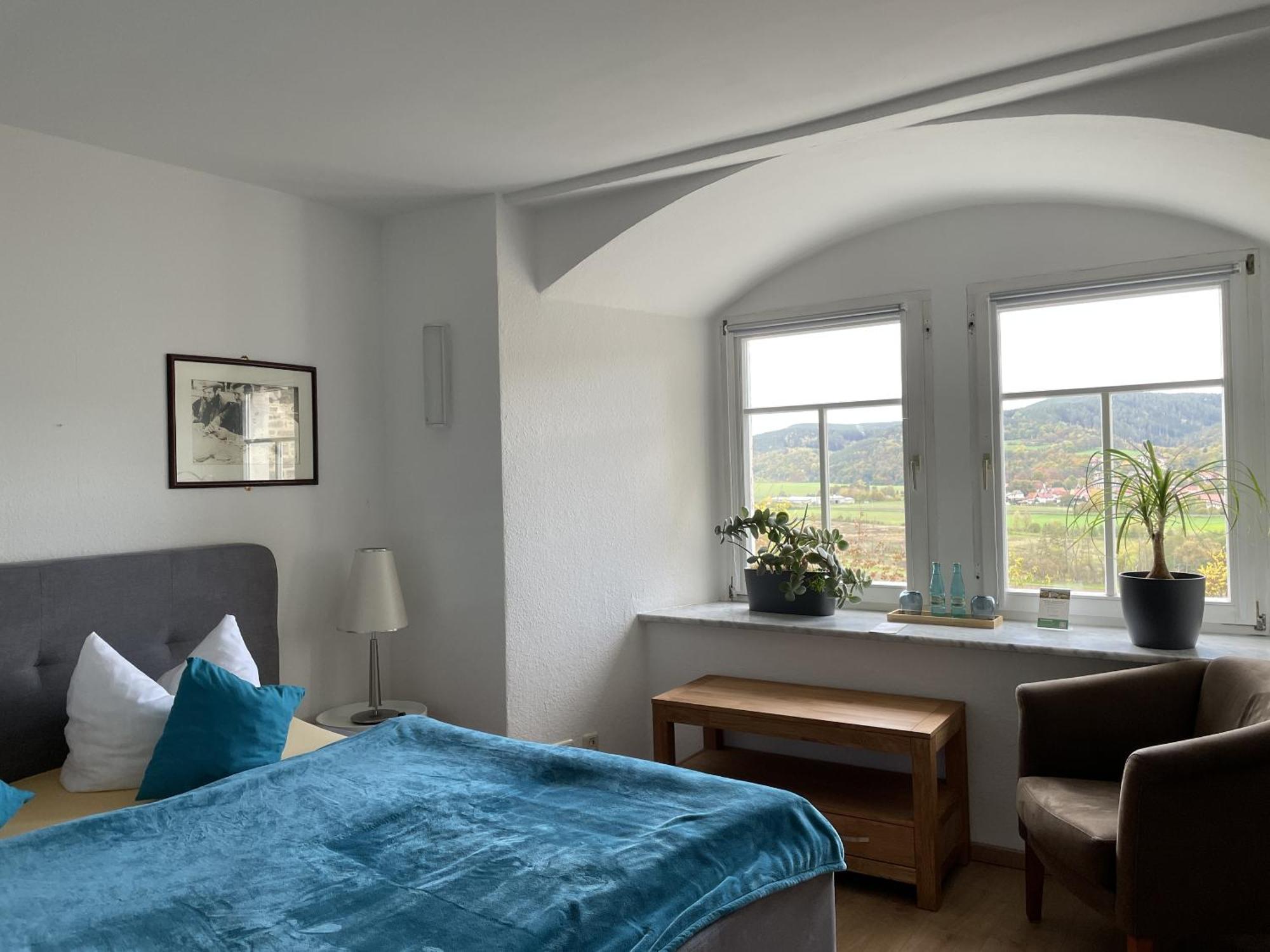 Hotel & Restaurant Schloss Weissenburg Uhlstädt 객실 사진